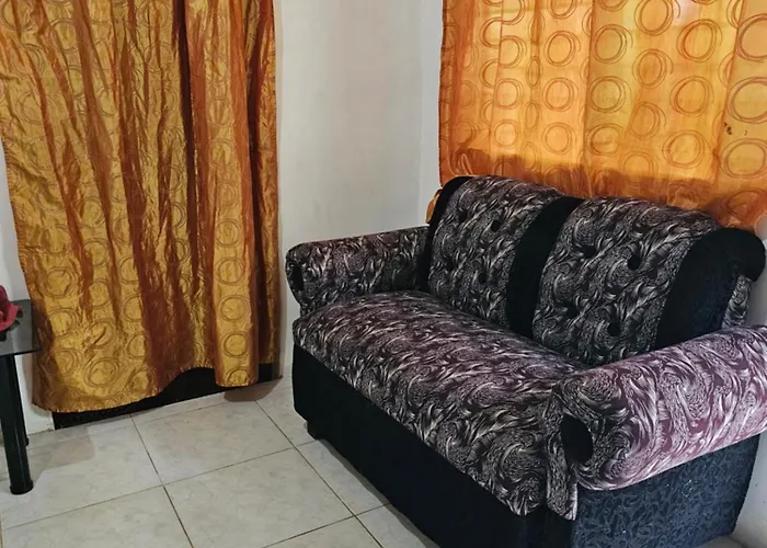Apartment Tom And Amay Front San Francisco (Cebu)